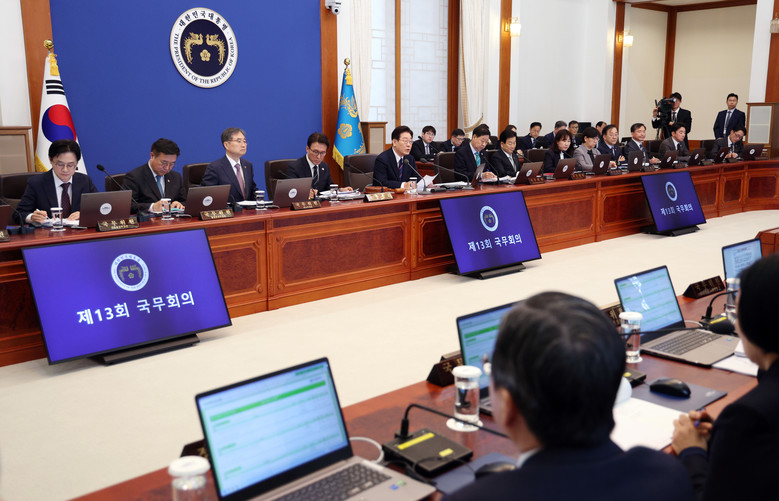 李대통령 "수급불안에 과감히 대응…긴...